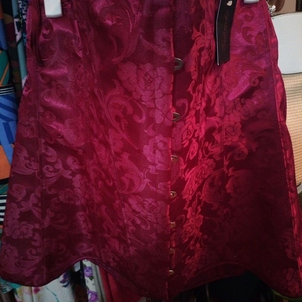 NWT Frederick's of Hollywood Dream Burlesque Red Satin Plus Size Corset 44 - Picture 2 of 6